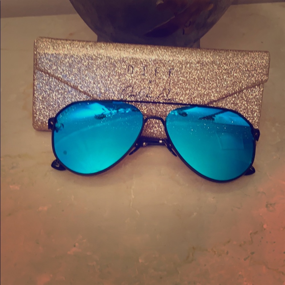 Jamie James Decker for Diff Sunglasses